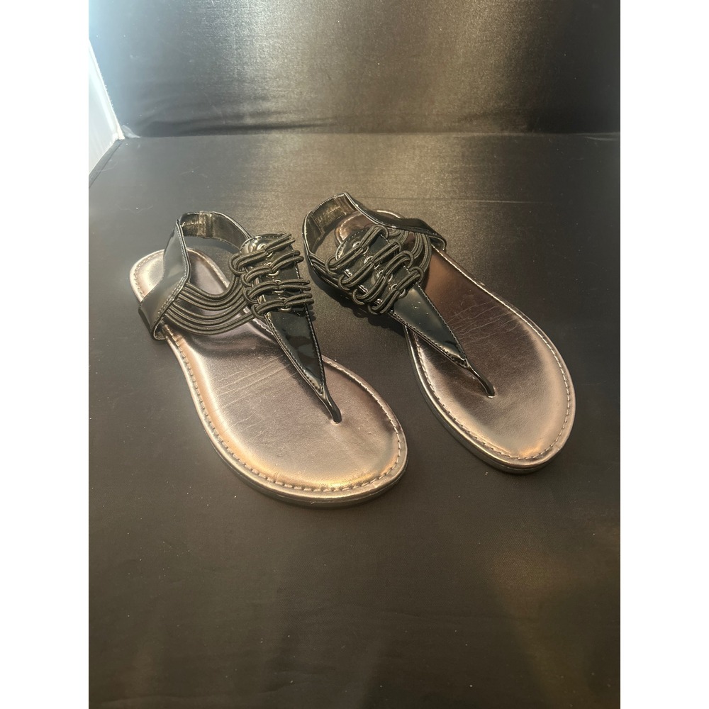 Rouge‎ Helium Sundance Black Patent Metallic Pewter Strappy Thong Sandals 7.5